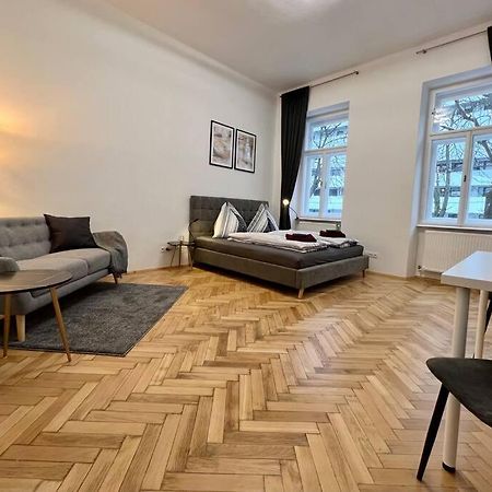 Little Cozy Residence - Enjoy Viennas Spring Season Экстерьер фото